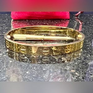 14k Gold Plated Bangle